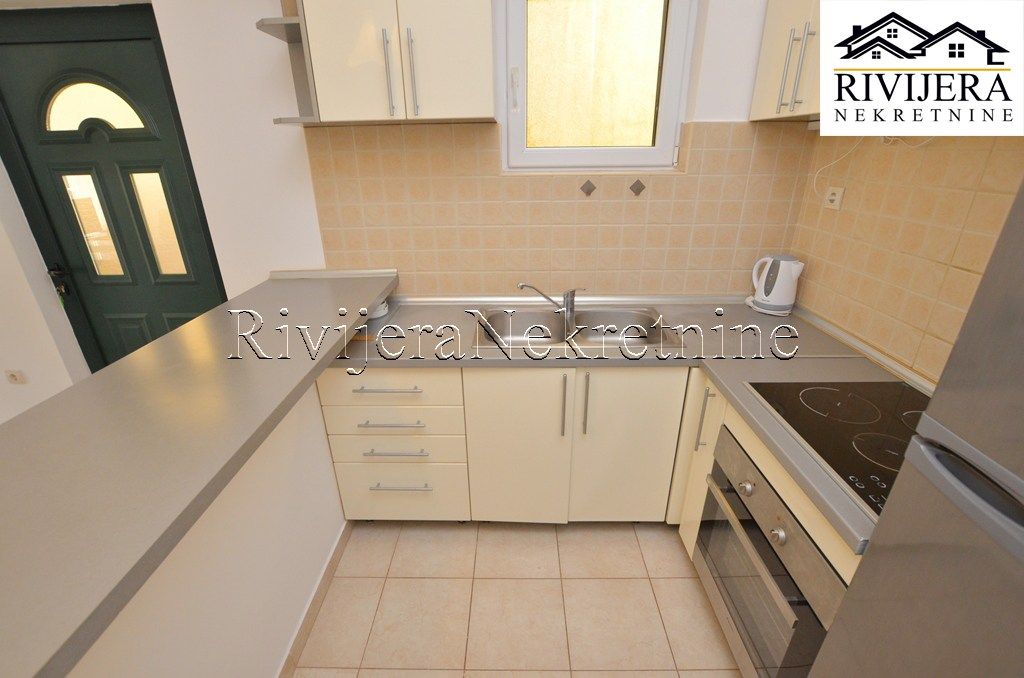 Квартира в Херцег-Нови, Черногория, 60 м² - фото 9