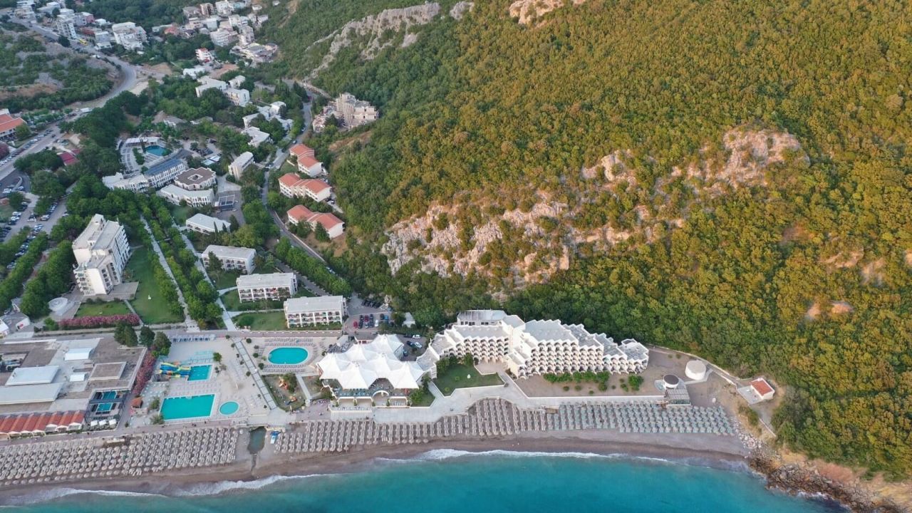 Земля в Чани, Черногория, 8 842 м² - фото 3