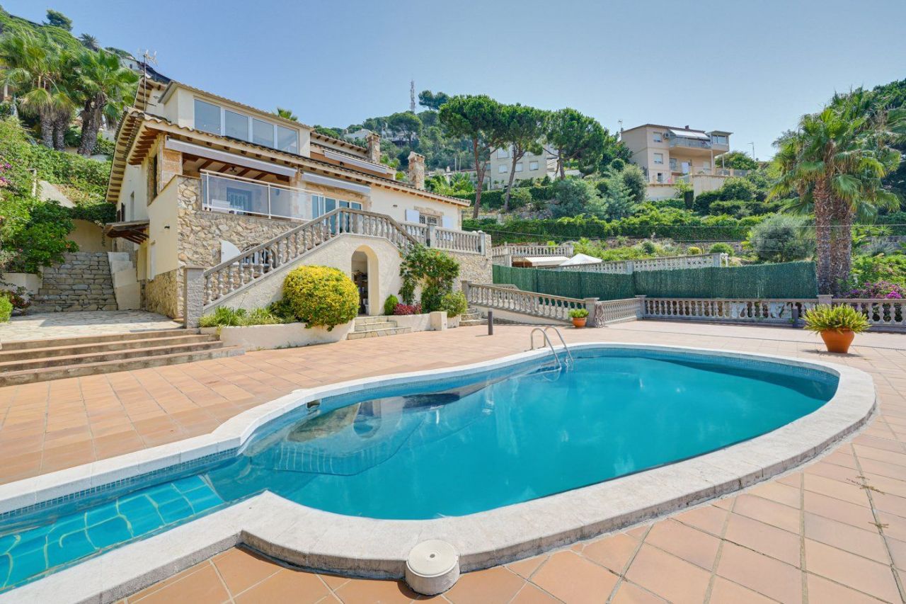 Дом на Коста-Брава, Испания, 397 м² - фото 3