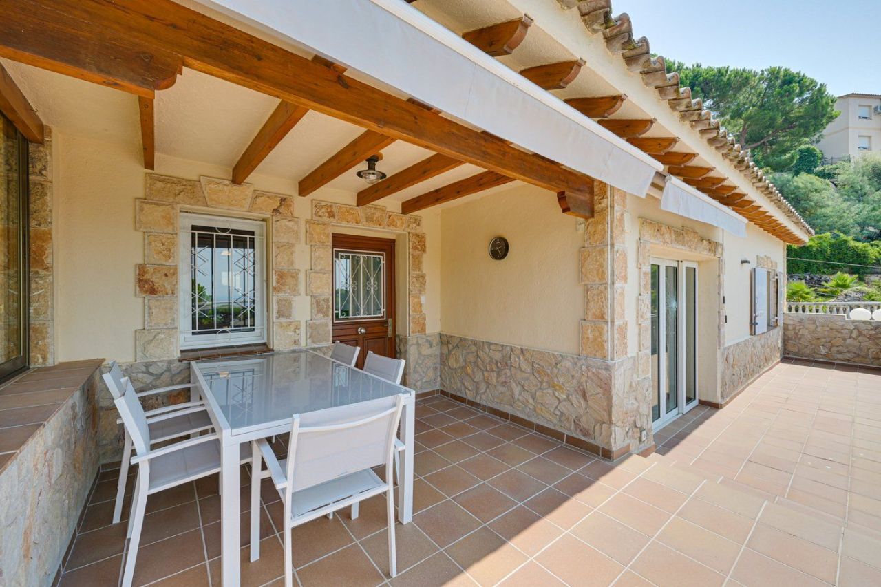 Дом на Коста-Брава, Испания, 397 м² - фото 4