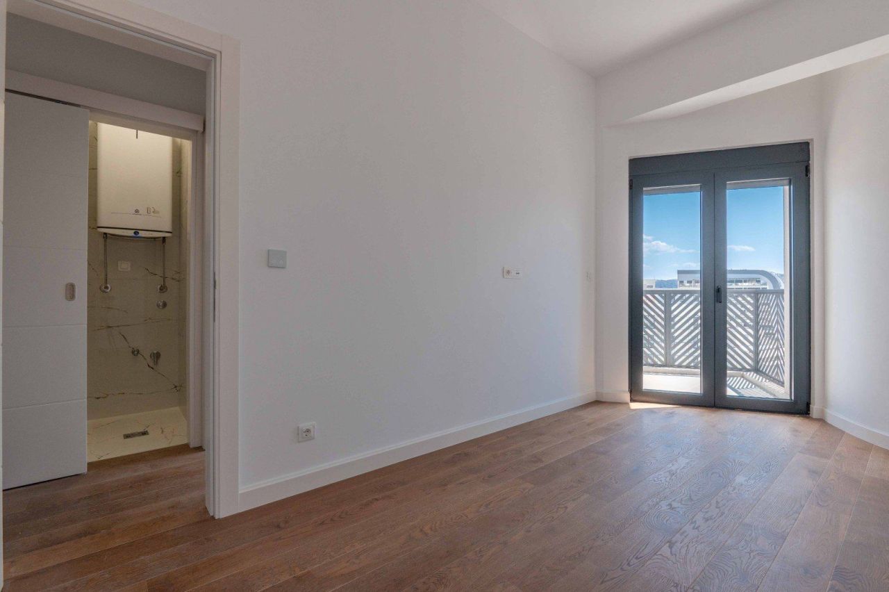 Апартаменты в Баре, Черногория, 120 м² - фото 17