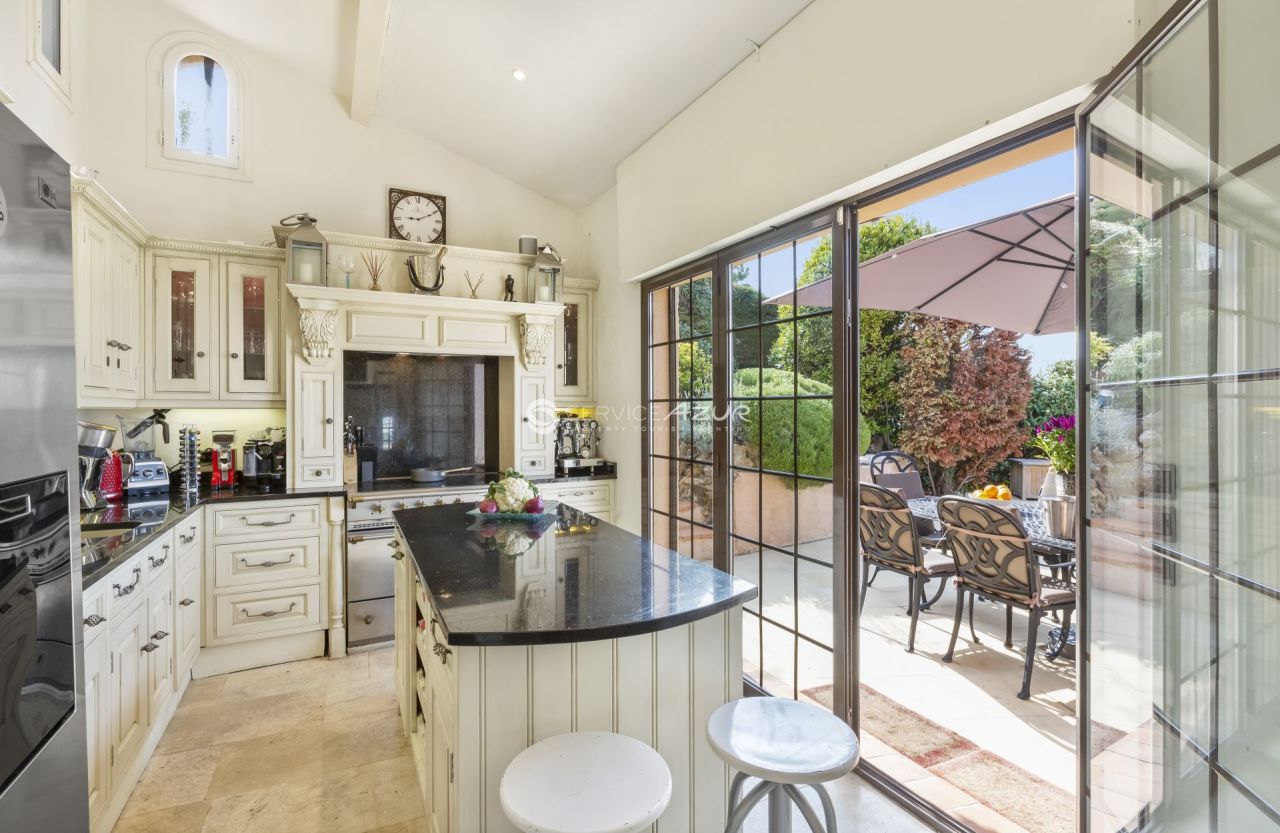 Вилла в Теуль-сюр-Мер, Франция, 350 м² - фото 2