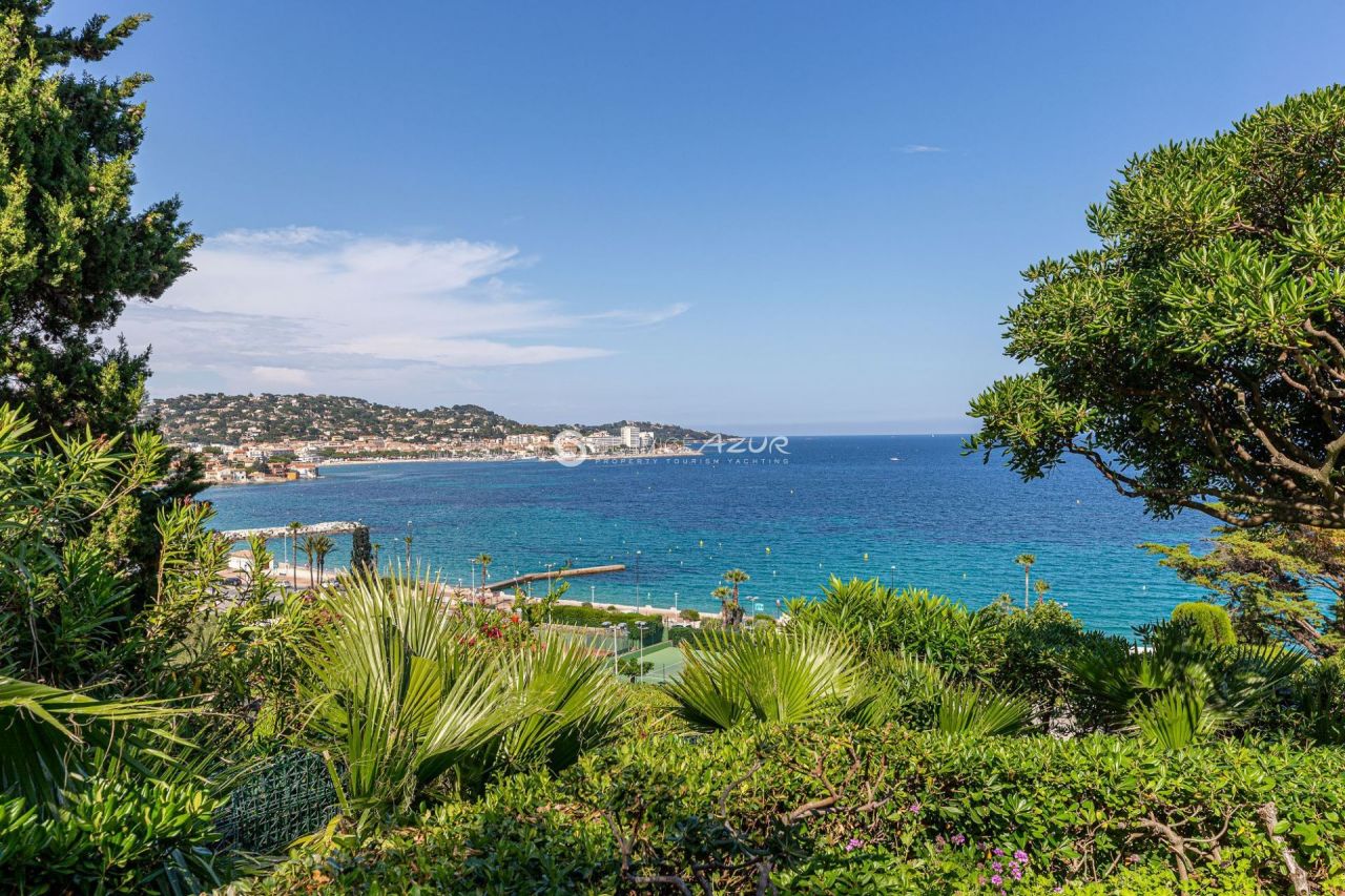 Вилла в Сен-Максиме, Франция, 300 м² - фото 2