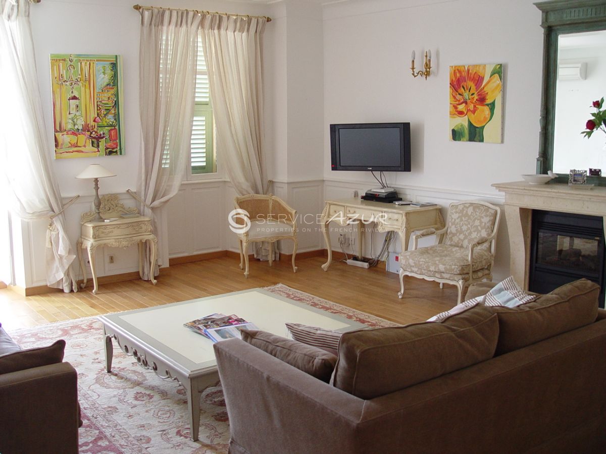 Апартаменты в Вильфранш-сюр-Мер, Франция, 230 м² - фото 2