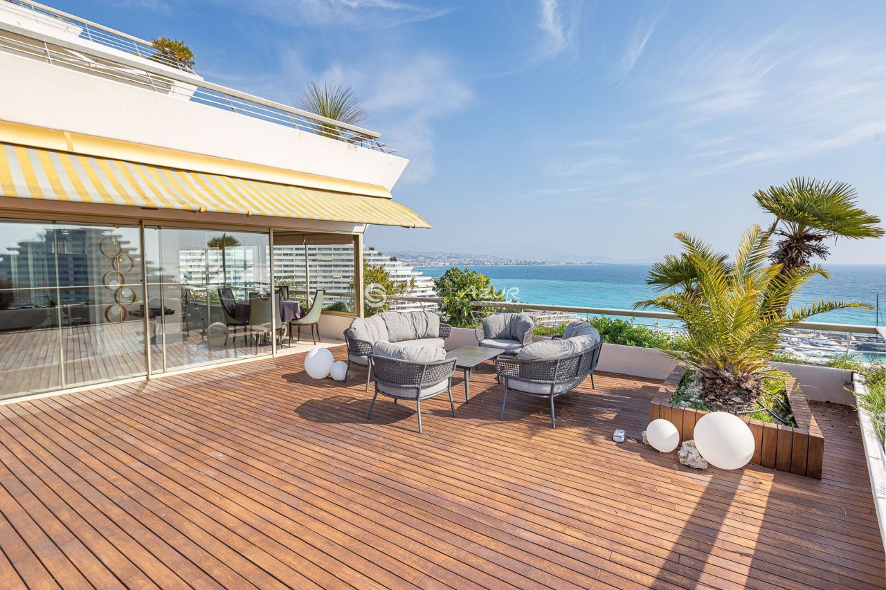 Апартаменты в Вильнёв-Лубе, Франция, 120 м² - фото 3