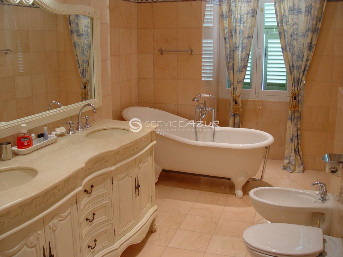 Апартаменты в Вильфранш-сюр-Мер, Франция, 230 м² - фото 8