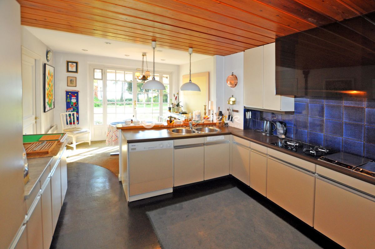 Вилла в Сен-Поль-де-Ванс, Франция, 350 м² - фото 9