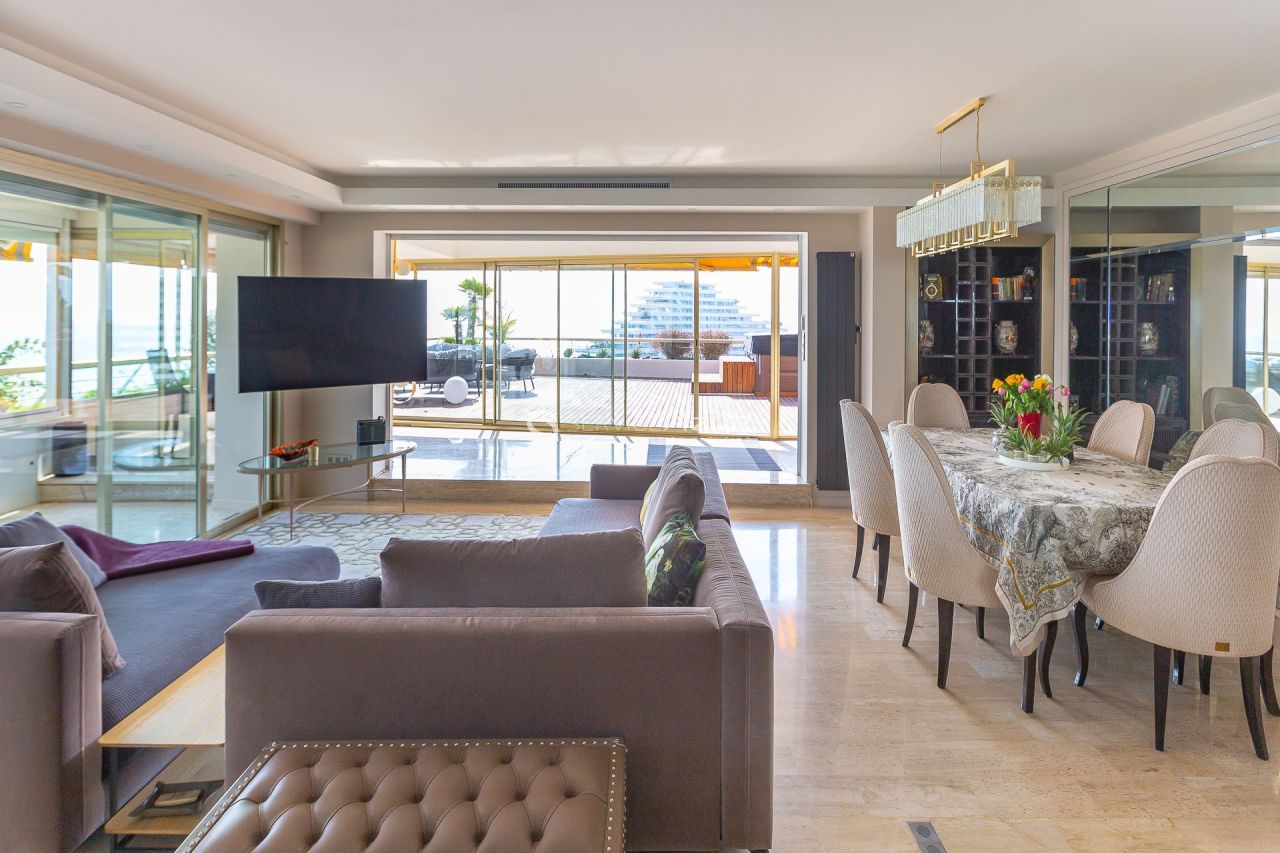 Апартаменты в Вильнёв-Лубе, Франция, 120 м² - фото 9