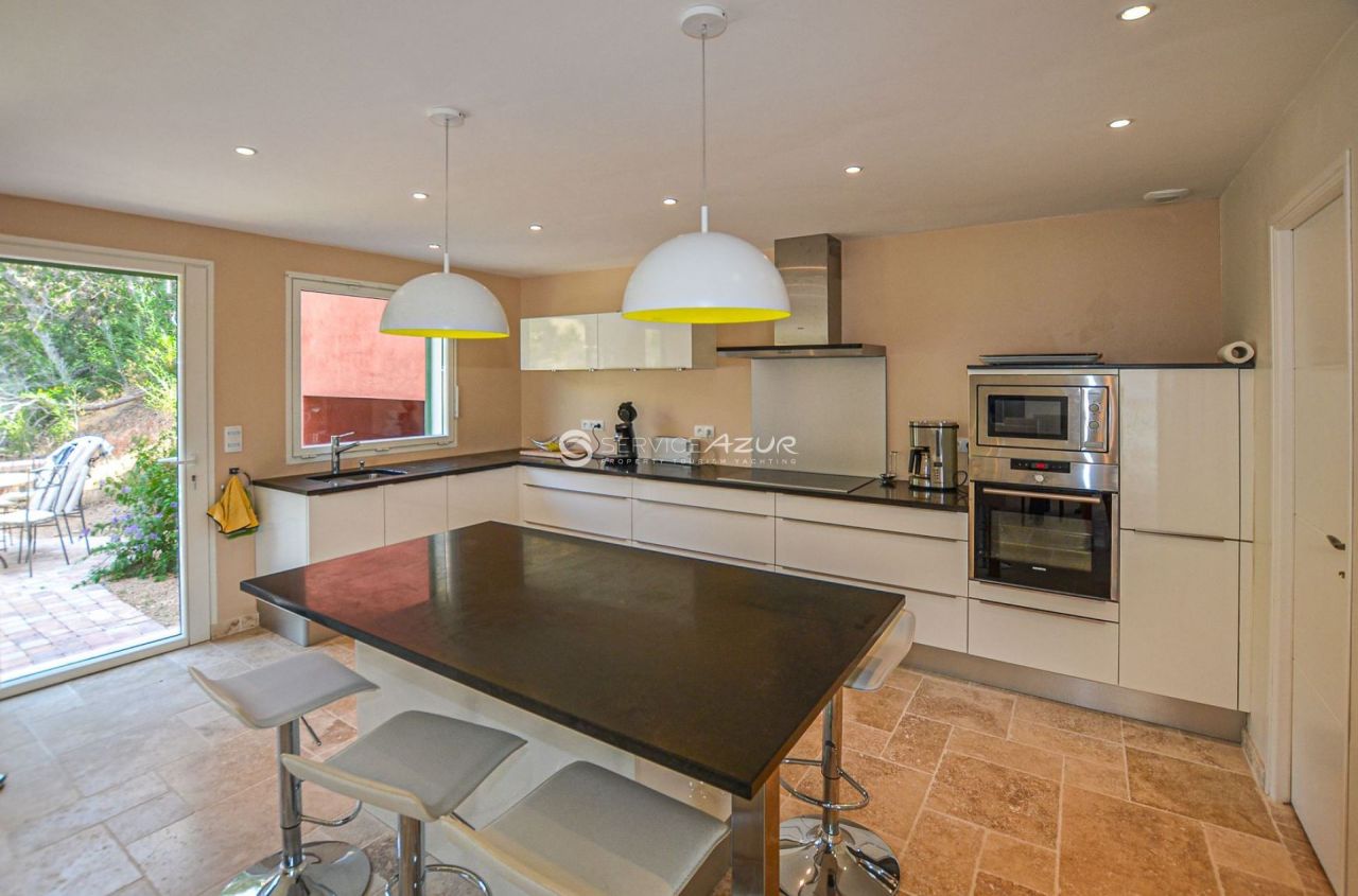 Вилла в Теуль-сюр-Мер, Франция, 280 м² - фото 10