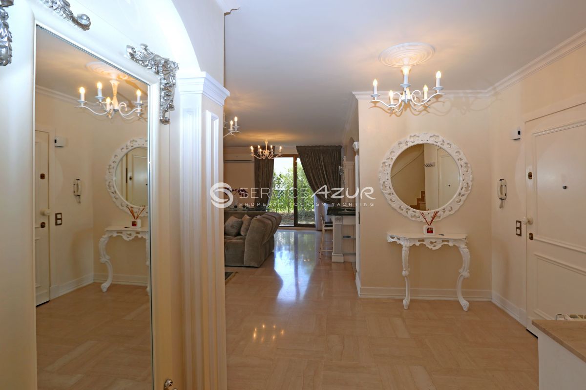 Вилла в Вильнёв-Лубе, Франция, 170 м² - фото 13