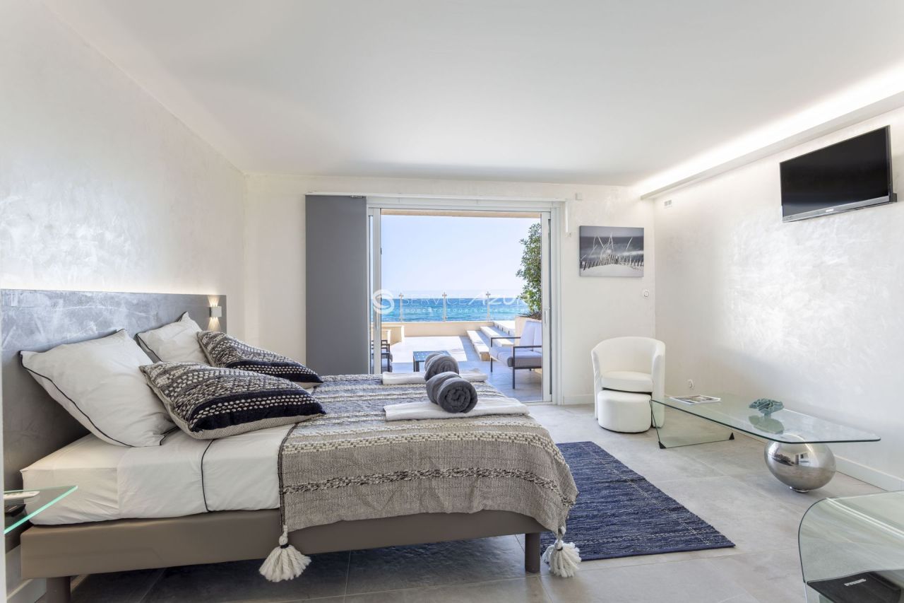 Вилла в Сен-Максиме, Франция, 330 м² - фото 14