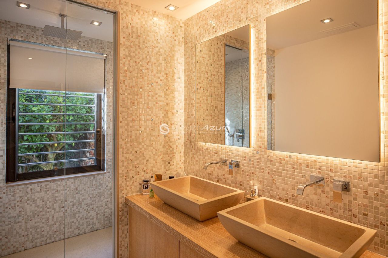 Вилла в Сен-Максиме, Франция, 325 м² - фото 16