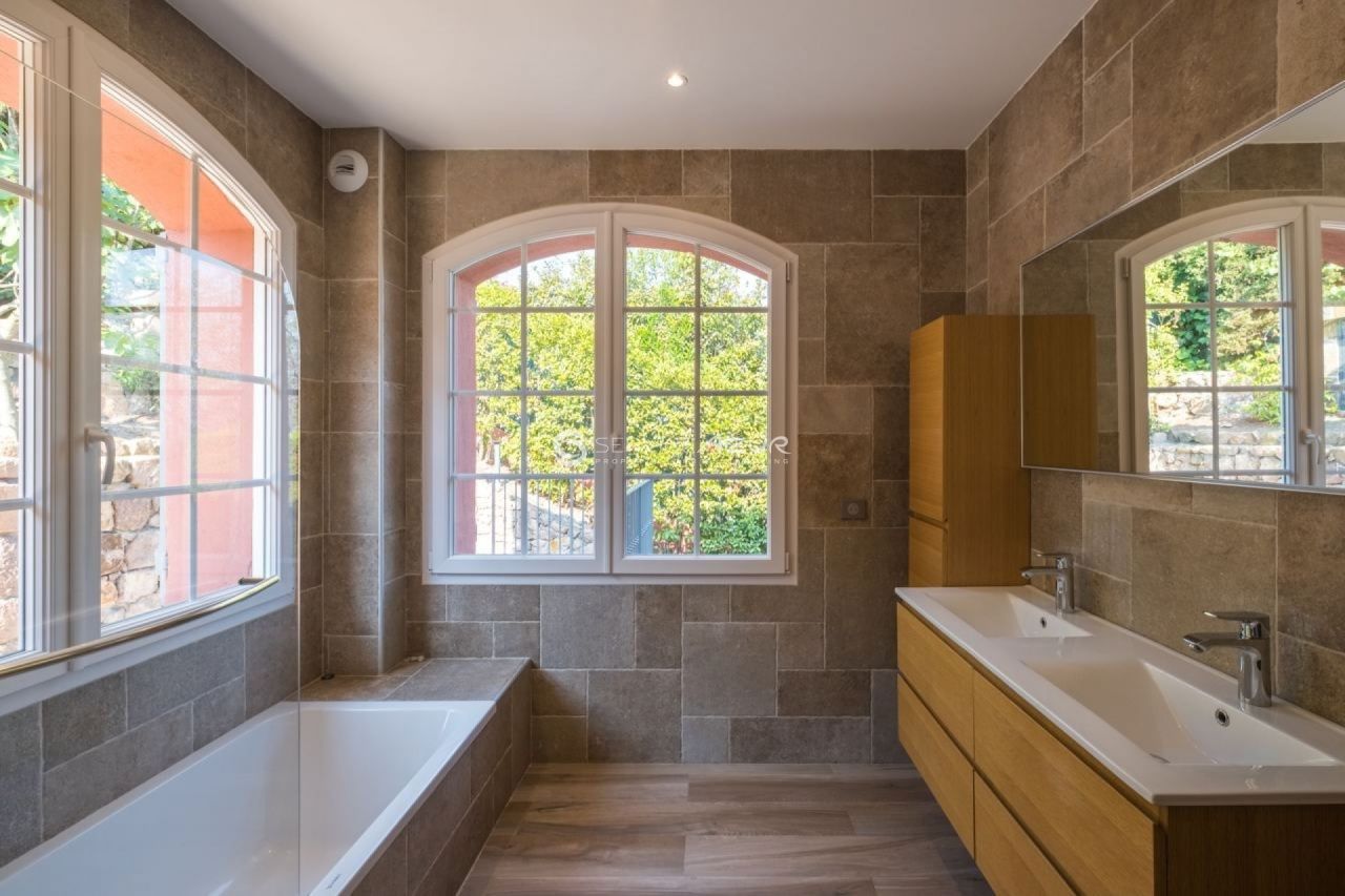 Вилла в Теуль-сюр-Мер, Франция, 300 м² - фото 16