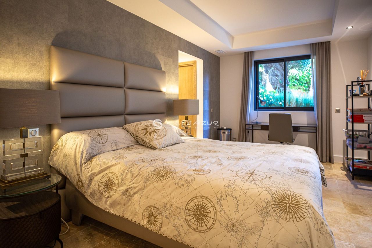 Вилла в Сен-Максиме, Франция, 325 м² - фото 17