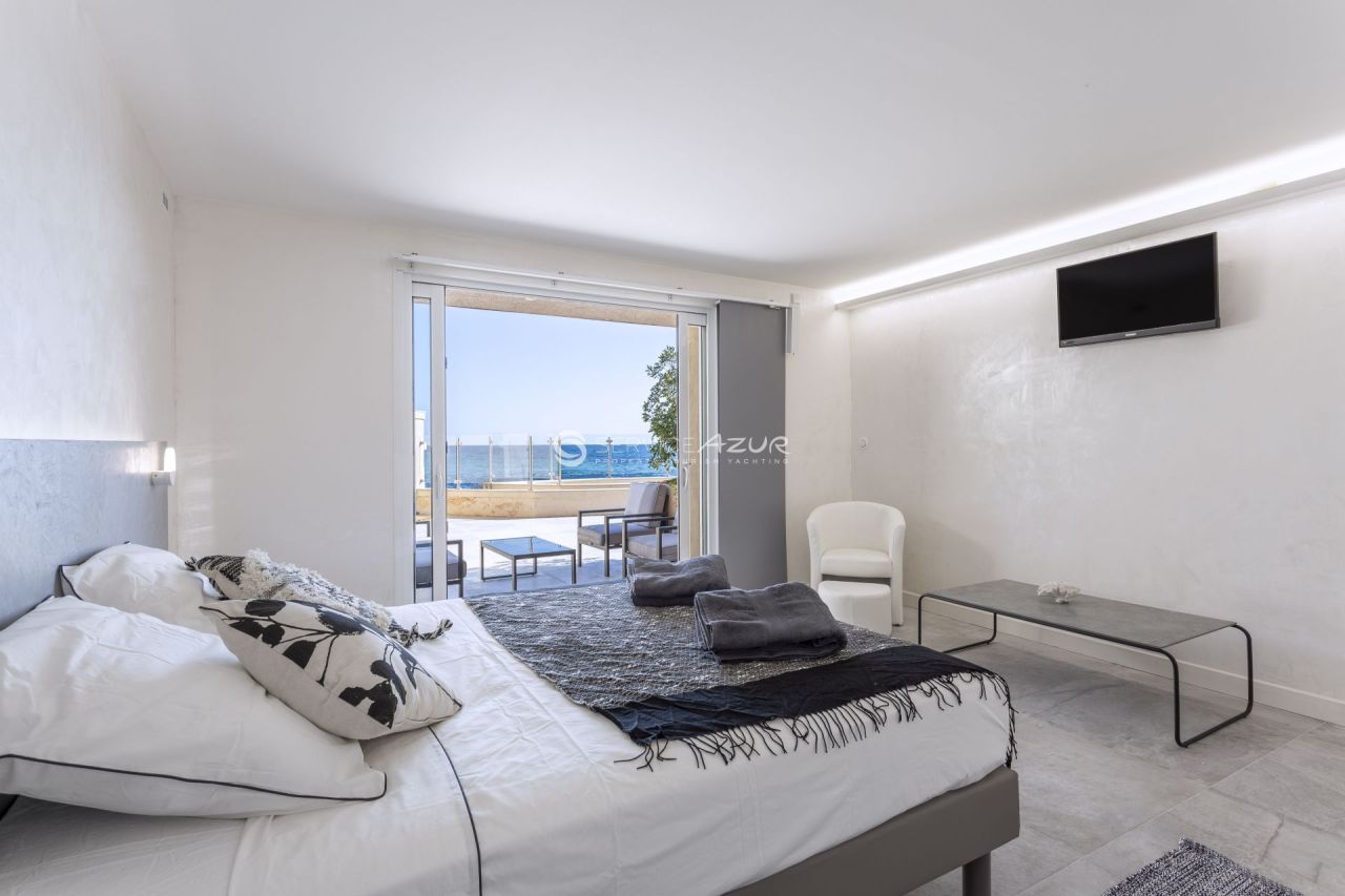 Вилла в Сен-Максиме, Франция, 330 м² - фото 18