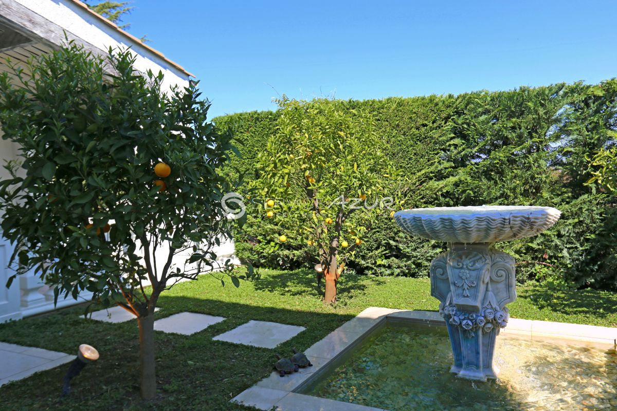 Вилла в Вильнёв-Лубе, Франция, 310 м² - фото 19