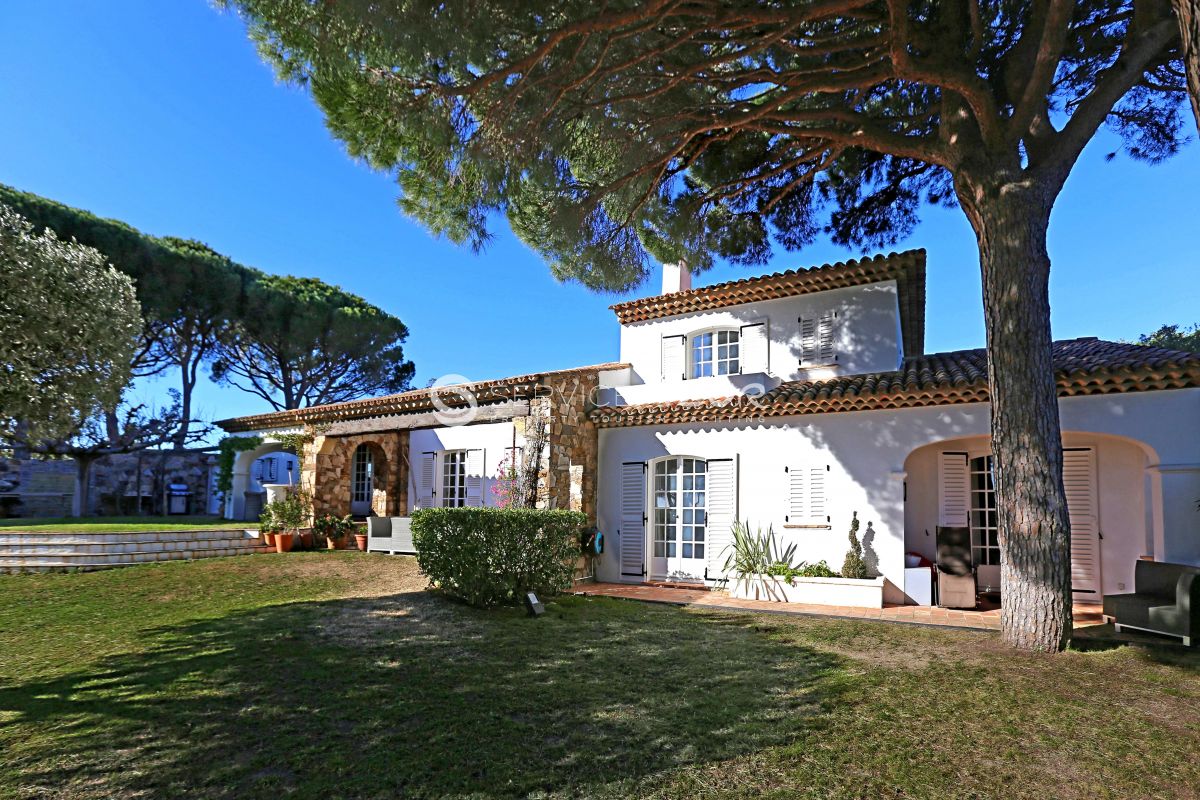 Вилла в Сен-Максиме, Франция, 350 м² - фото 19