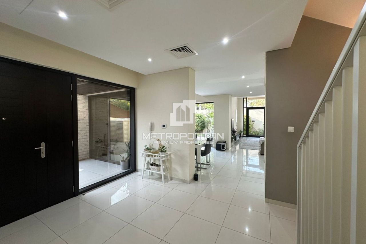 Вилла в Дубае, ОАЭ, 297 м² - фото 8