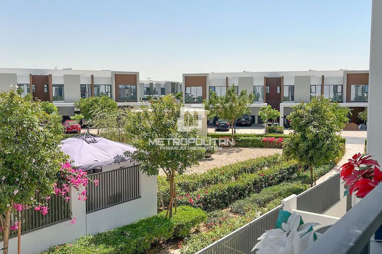 Таунхаус в Дубае, ОАЭ, 217 м² - фото 8