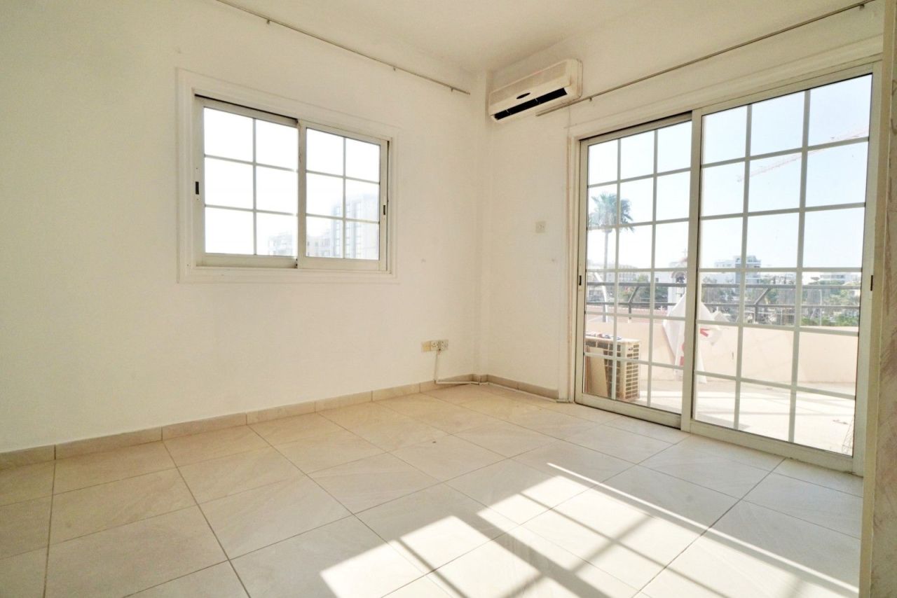 Апартаменты в Ларнаке, Кипр, 109 м² - фото 5