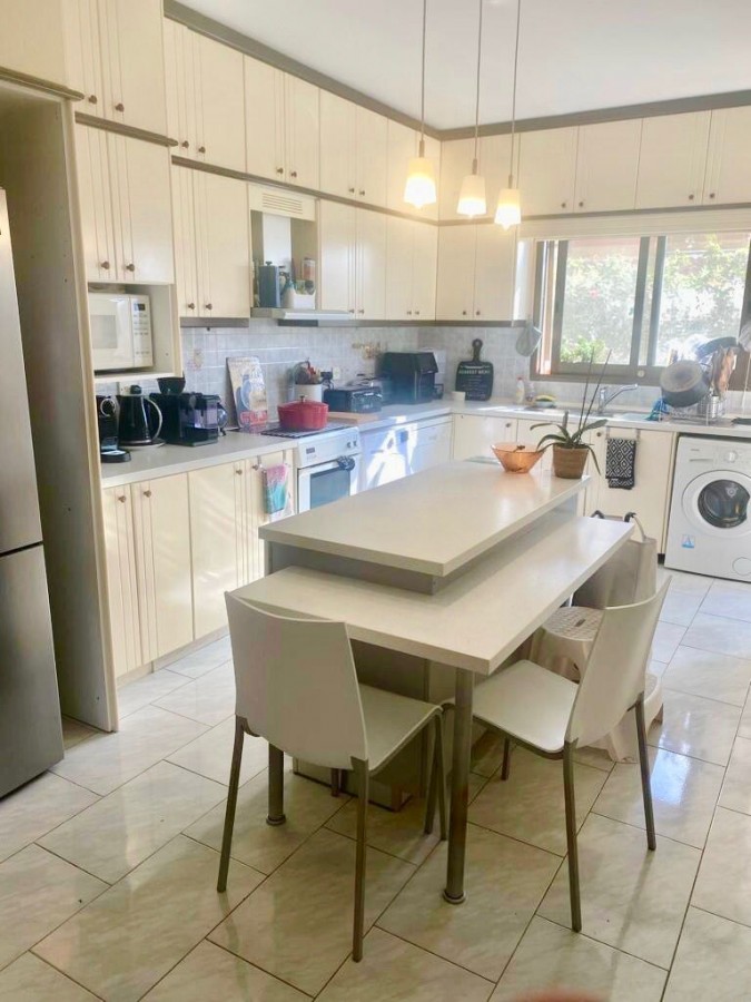 Вилла в Лимасоле, Кипр, 200 м² - фото 11