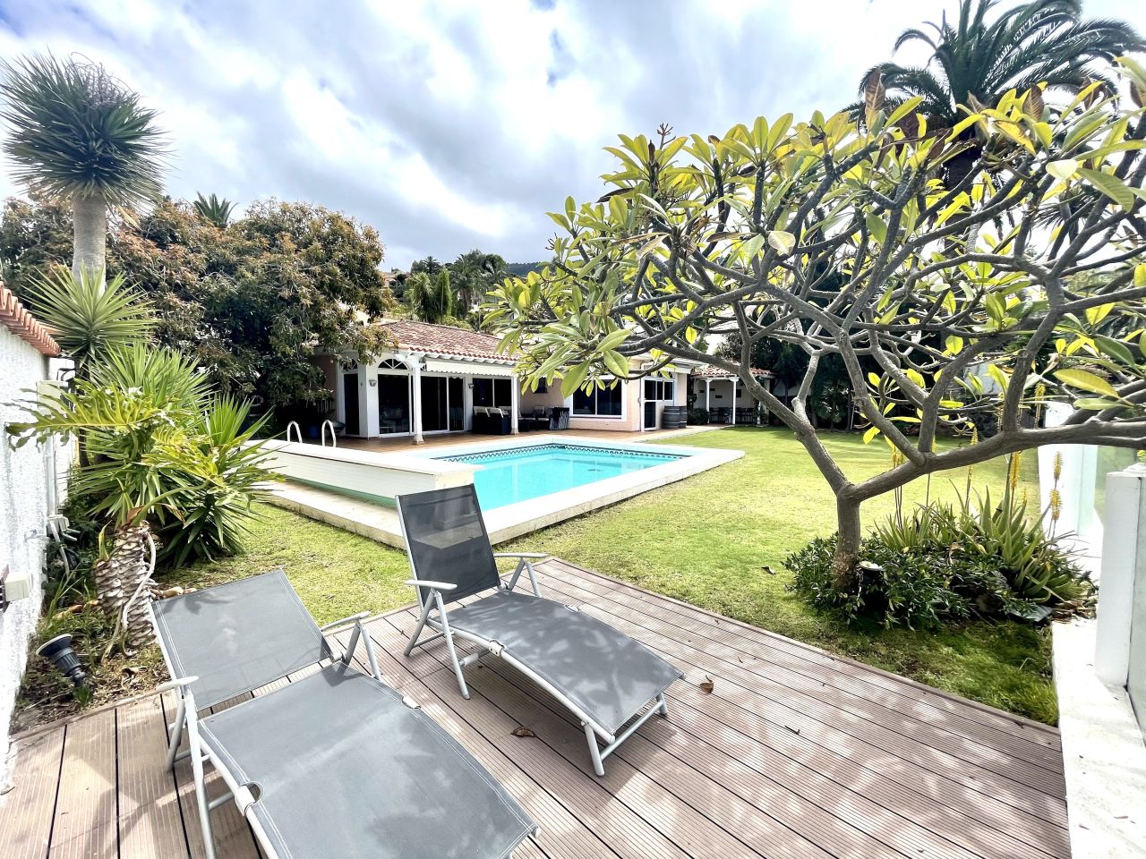 Дом в Санта-Урсуле, Испания, 861 м² - фото 2