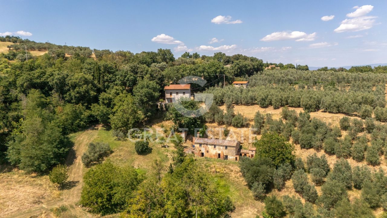 Дом в Монтепульчано, Италия, 339.2 м² - фото 4