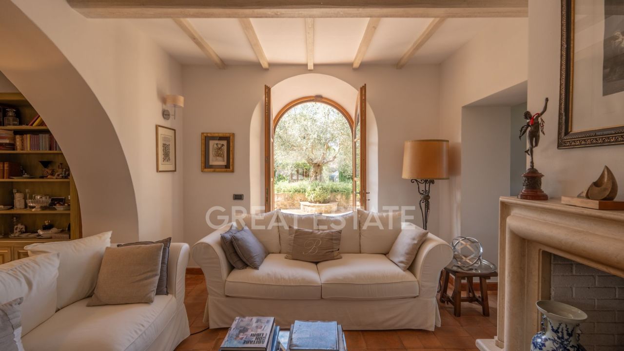 Дом в Четоне, Италия, 335 м² - фото 12