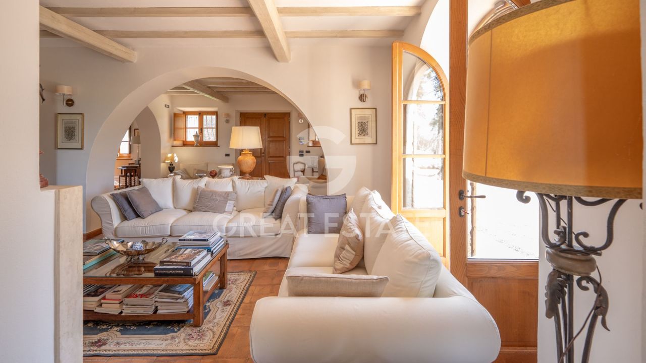 Дом в Четоне, Италия, 335 м² - фото 13