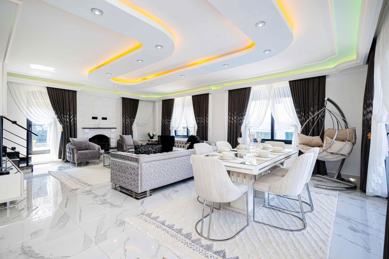 Вилла в Алании, Турция, 350 м² - фото 1