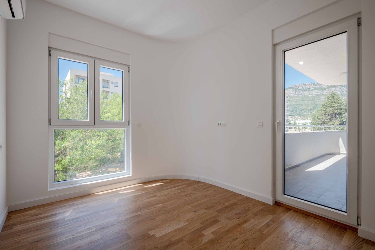 Апартаменты в Баре, Черногория, 65 м² - фото 13