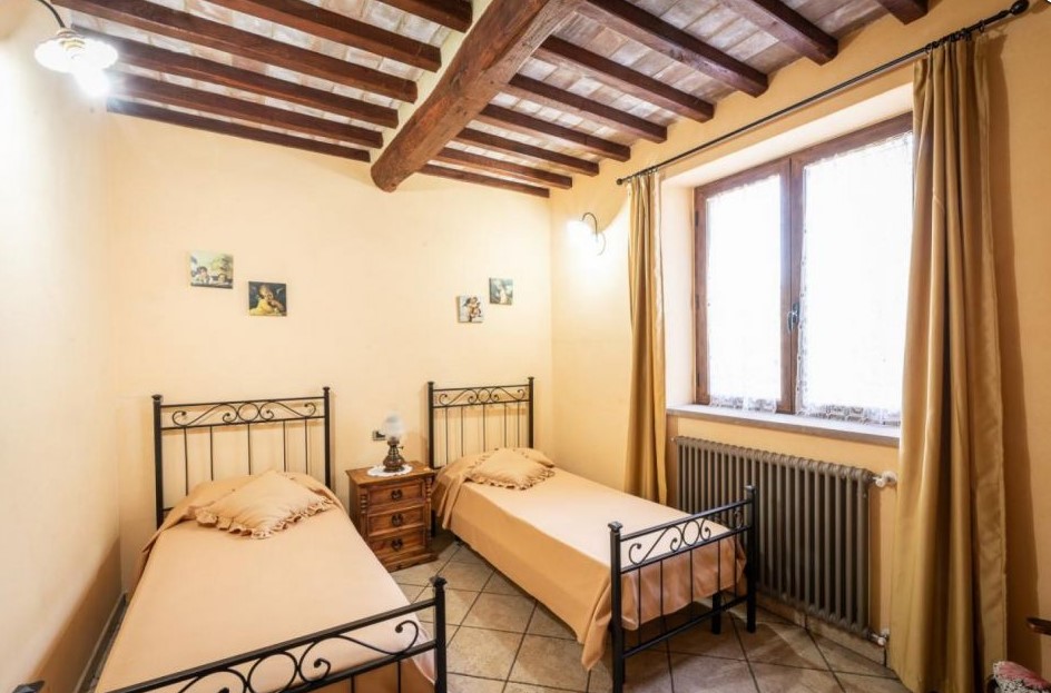 Коттедж в Роккастраде, Италия, 120 м² - фото 14