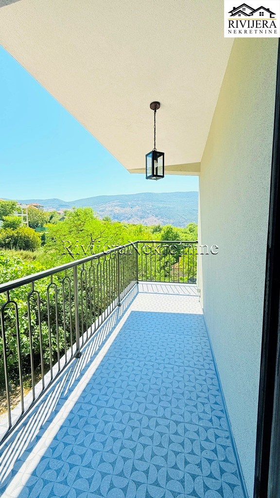 Квартира в Херцег-Нови, Черногория, 117 м² - фото 13