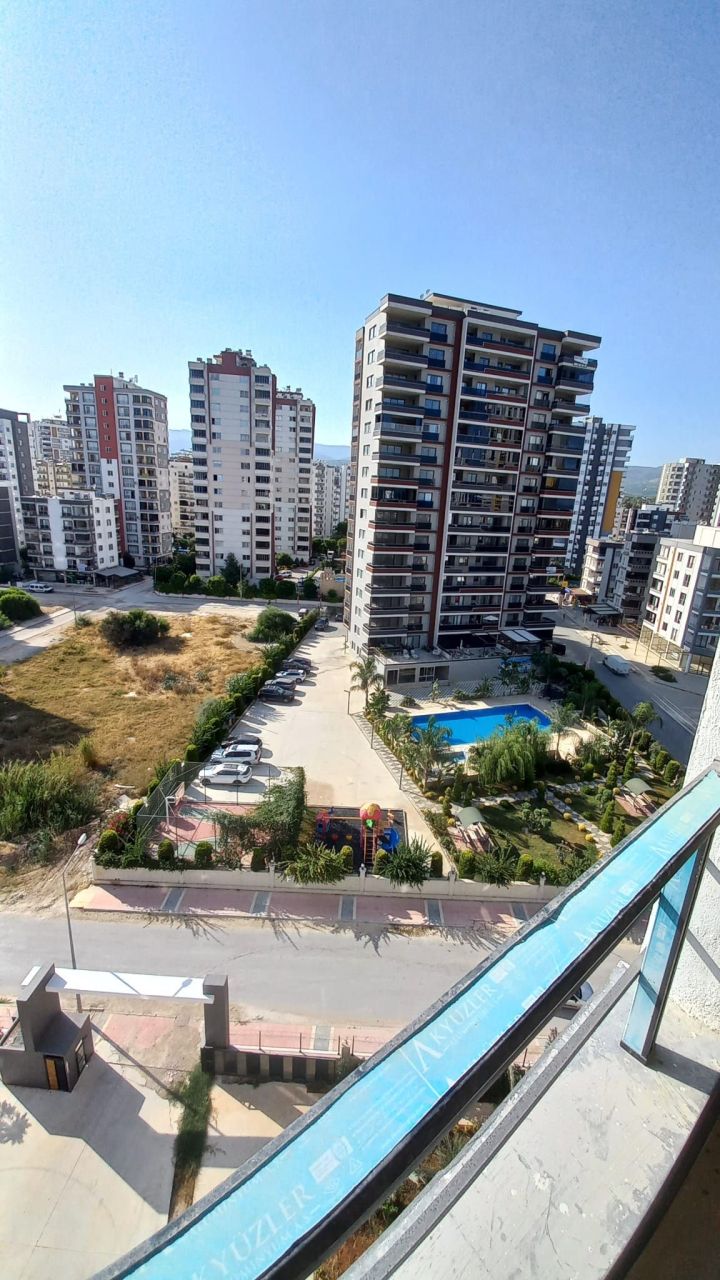 Квартира в Мерсине, Турция, 50 м² - фото 1