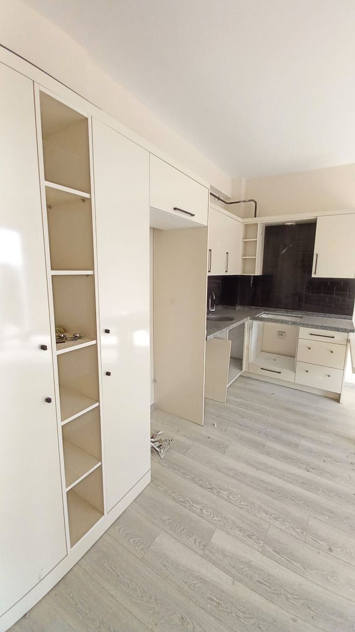 Квартира в Мерсине, Турция, 50 м² - фото 1