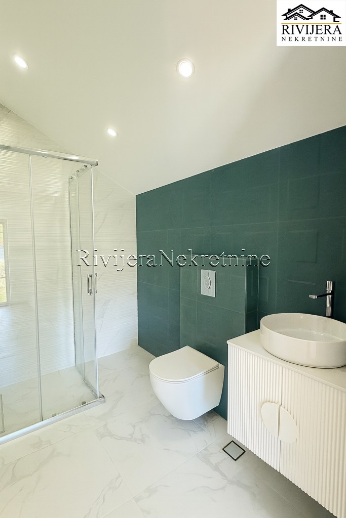 Квартира в Херцег-Нови, Черногория, 122 м² - фото 6