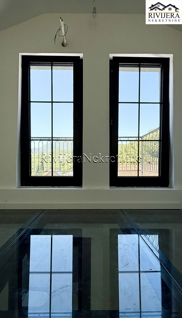 Квартира в Херцег-Нови, Черногория, 122 м² - фото 4