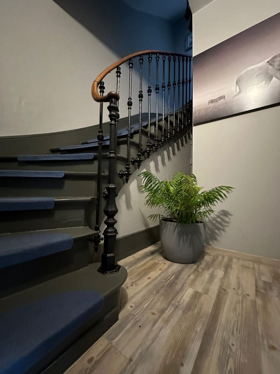 Отель, гостиница в Франш-Конте, Франция, 200 м² - фото 9