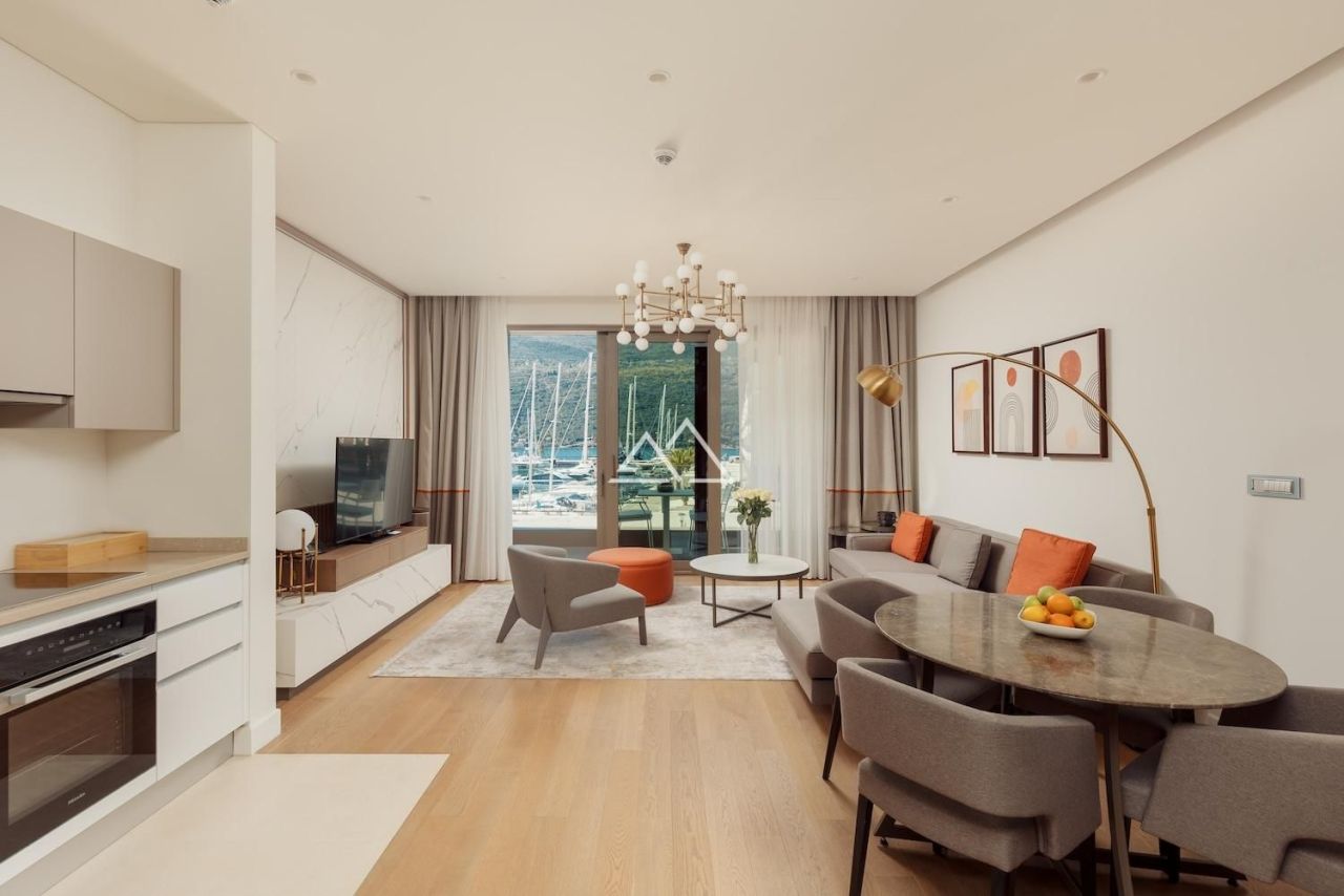 Апартаменты в Кумборе, Черногория, 82 м² - фото 2