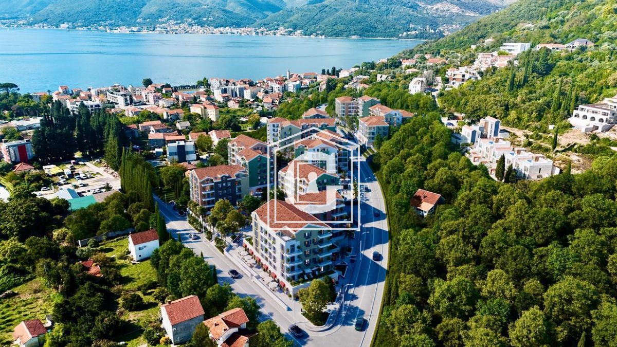 Апартаменты в Тивате, Черногория, 51 м² - фото 2