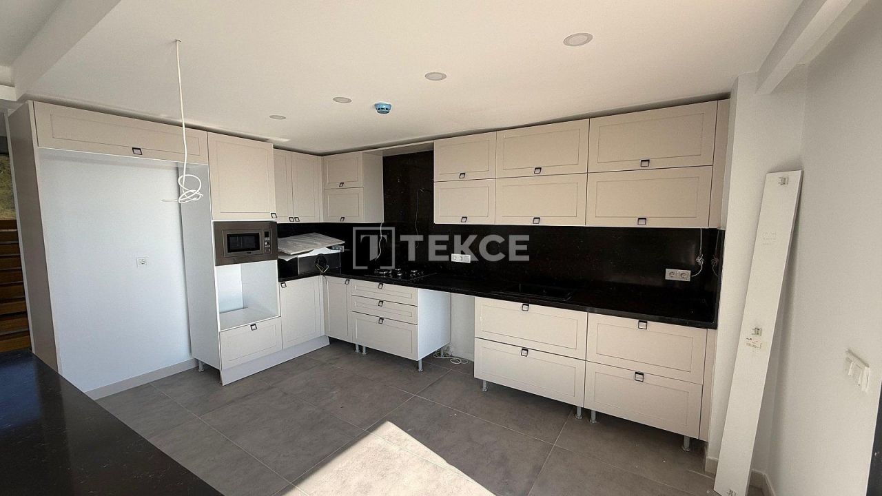 Вилла в Кушадасы, Турция, 319 м² - фото 12