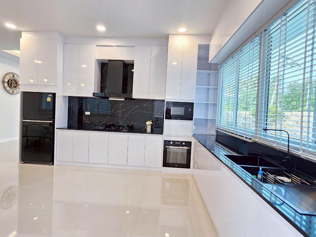 Вилла в Паттайе, Таиланд, 270 м² - фото 14