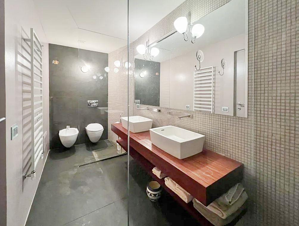 Вилла в Больяско, Италия, 365 м² - фото 11