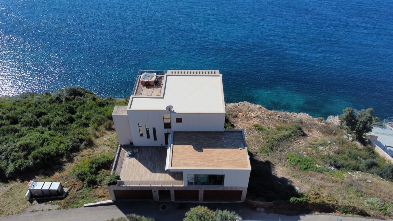 Инвестиционный проект в Добра Воде, Черногория, 15 000 м² - фото 7