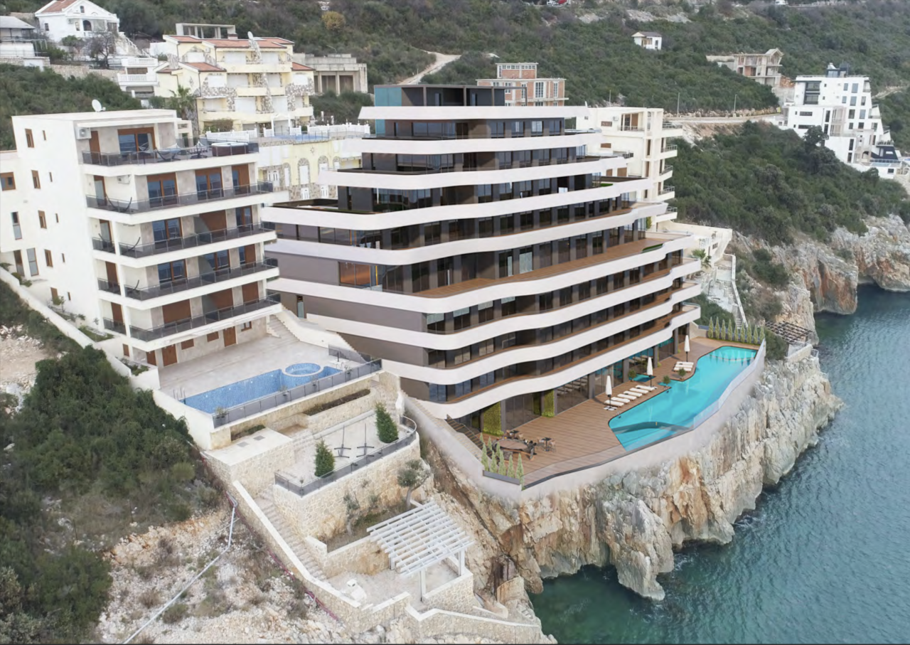 Инвестиционный проект в Добра Воде, Черногория, 15 000 м² - фото 1