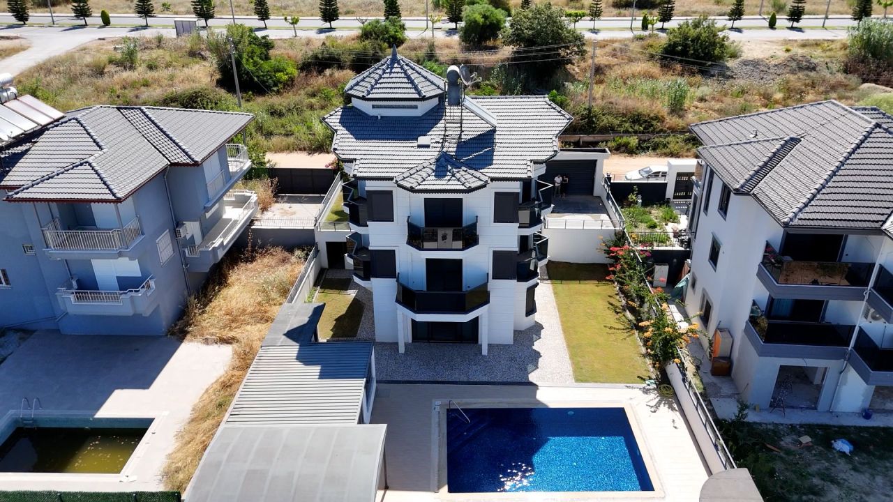 Вилла в Сиде, Турция, 320 м² - фото 1