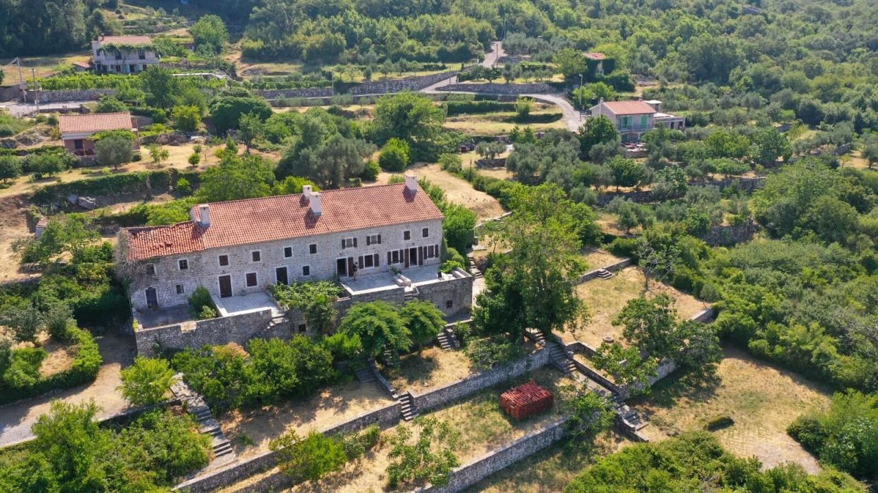 Дом в Будве, Черногория, 349 м² - фото 3