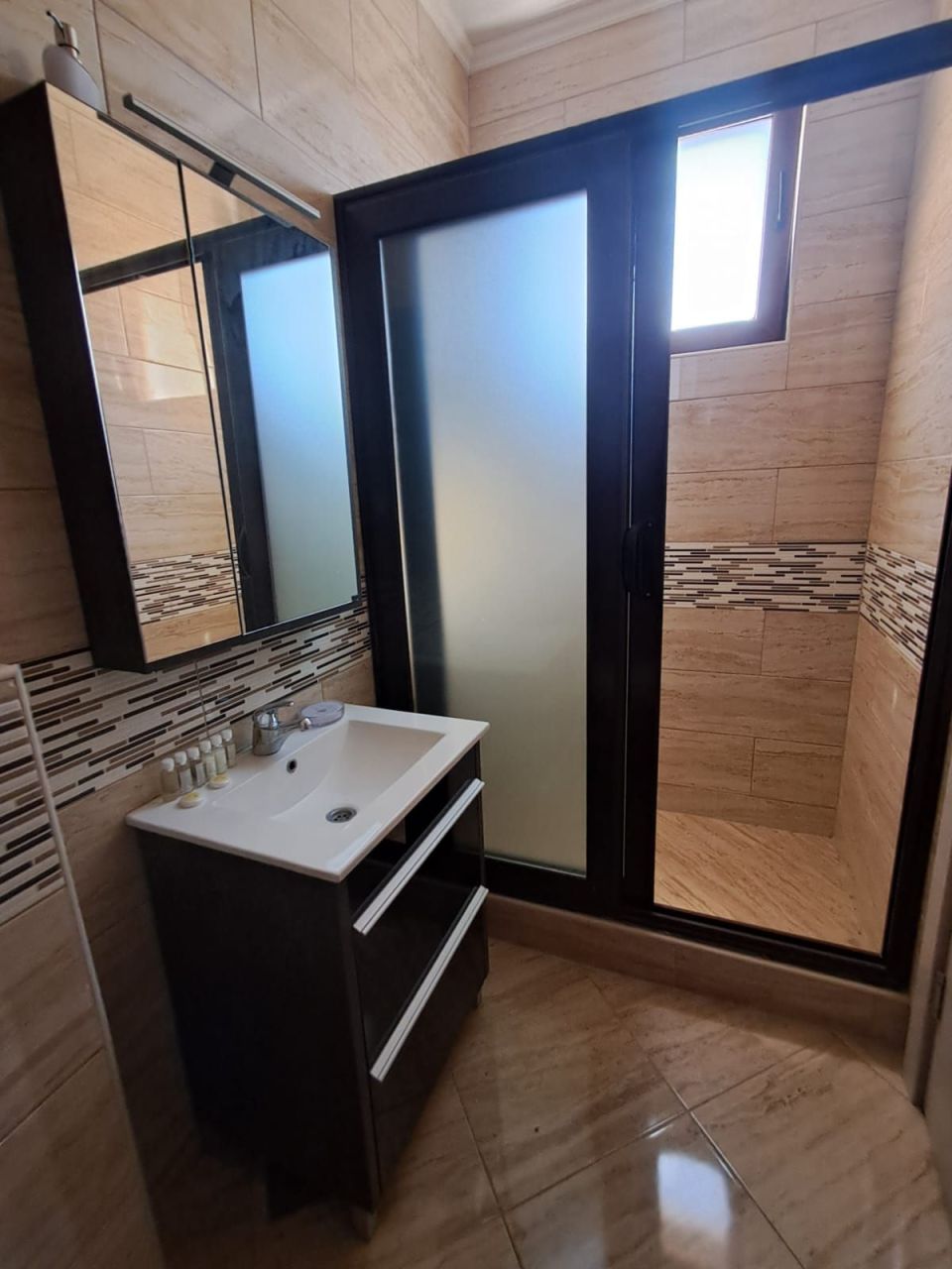 Отель, гостиница в Добра Воде, Черногория, 640 м² - фото 11