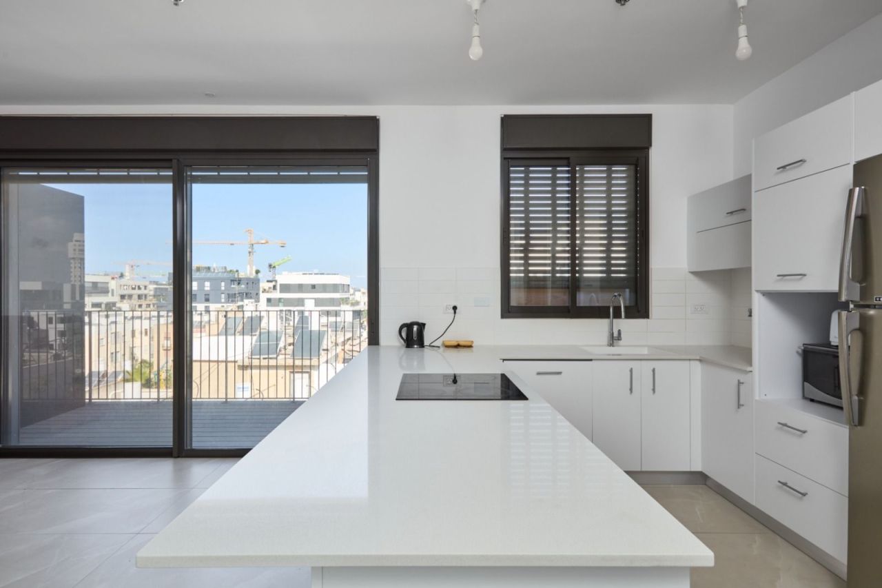 Квартира в Тель-Авиве, Израиль, 94 м² - фото 2