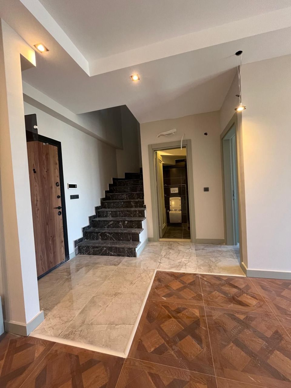 Квартира в Алании, Турция, 200 м² - фото 1